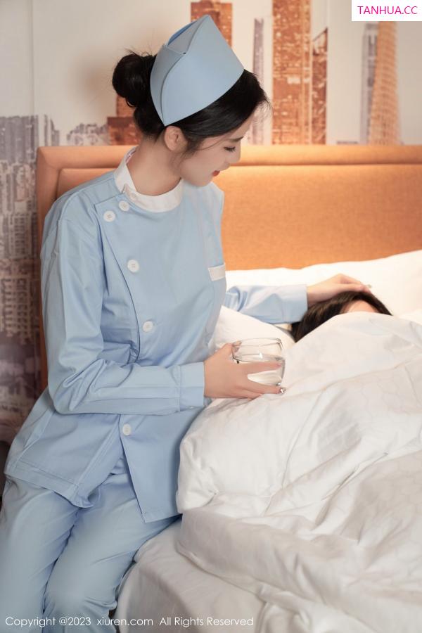 李浅浅  [XiuRen]高清写真图 2023.05.16 No.6745 浅浅Danny 护士服美腿第12张图片